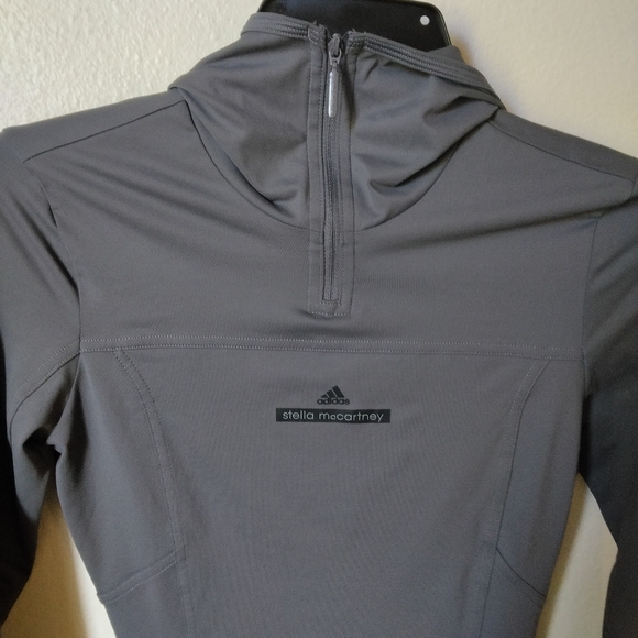 Adidas by Stella McCartney 1/4 Zip Pullover Hoodie in Charcoal XS Activewear - Picture 2 of 8